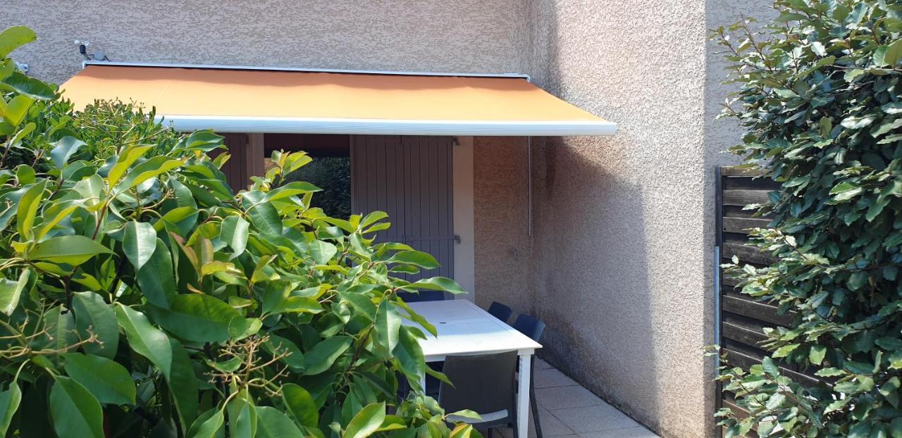 Maison Climatisee Avec Piscine Chauffee Calvisson Bagian luar foto